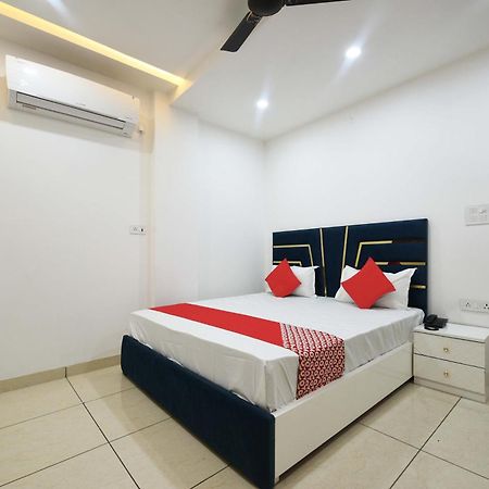 Hotel O Empire State Delhi  Ngoại thất bức ảnh