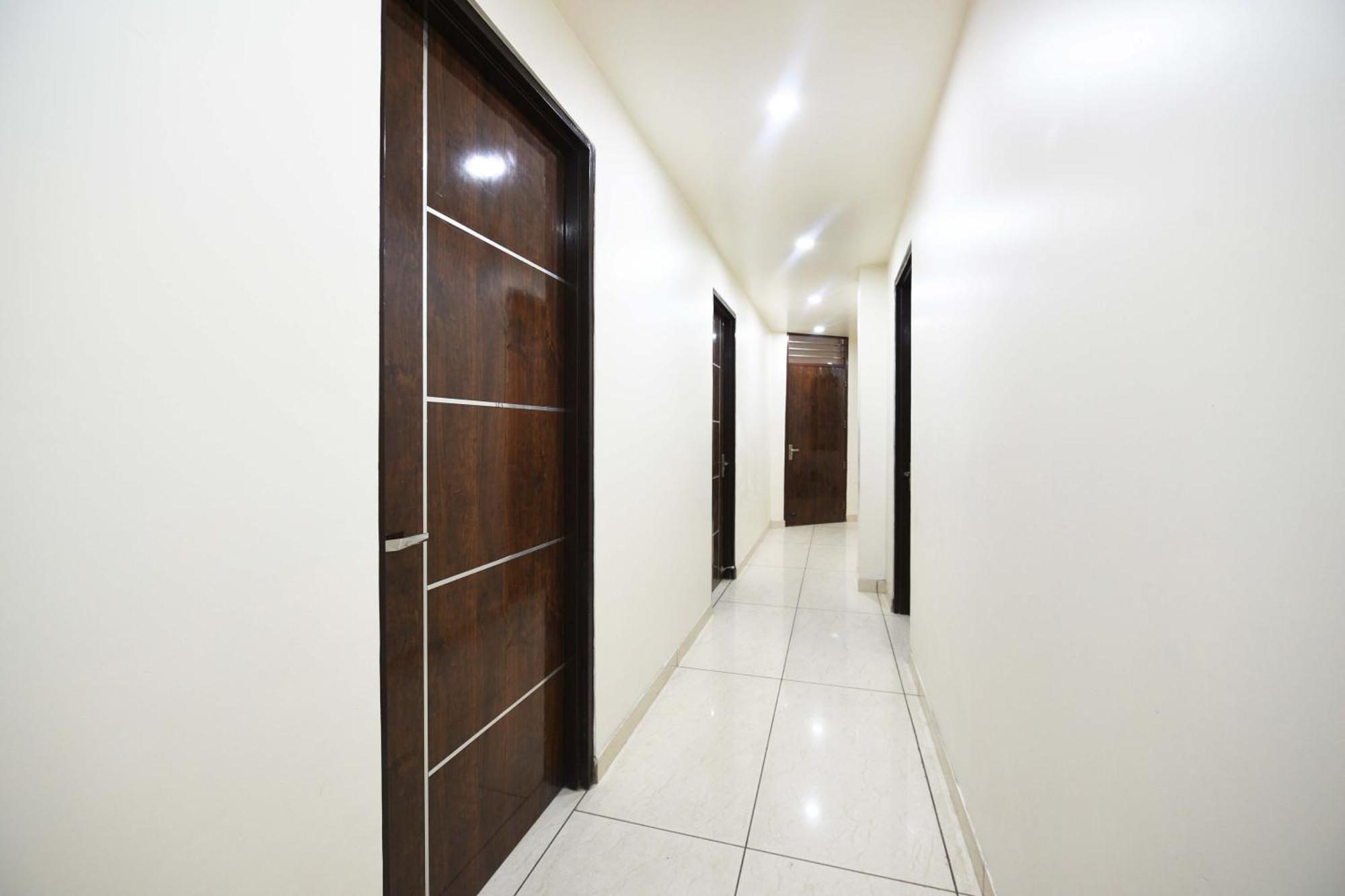 Hotel O Empire State Delhi  Ngoại thất bức ảnh