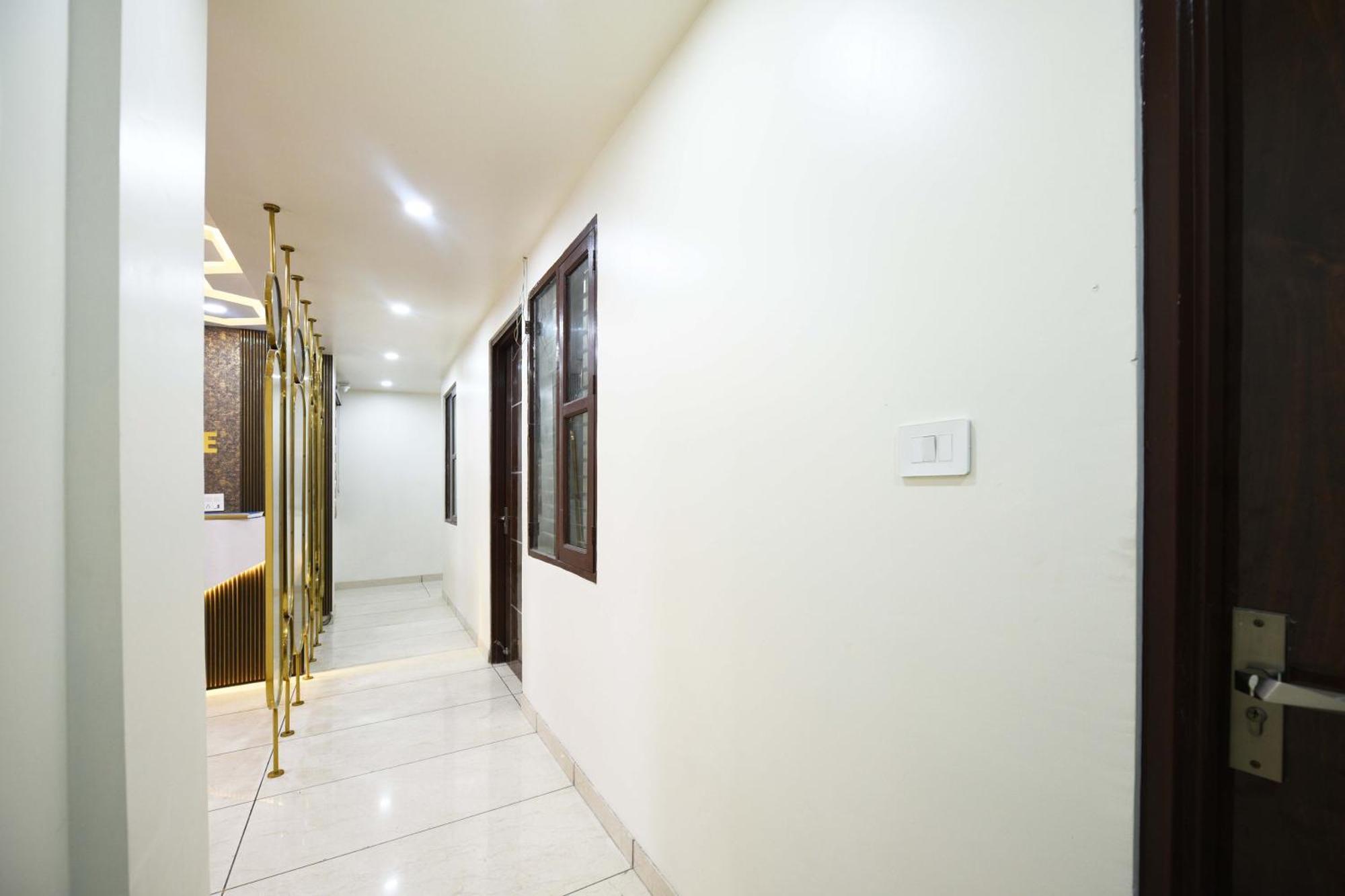Hotel O Empire State Delhi  Ngoại thất bức ảnh